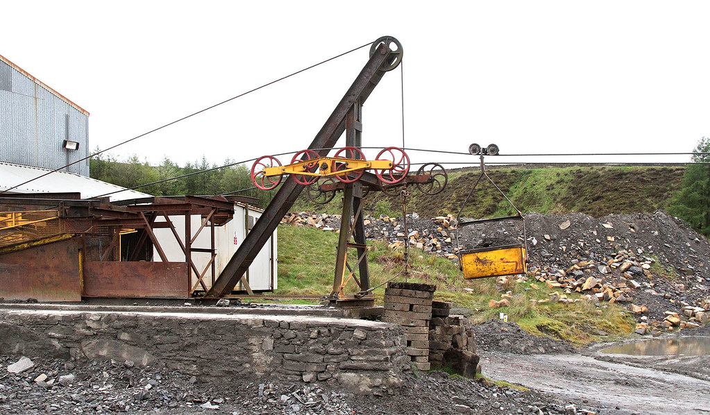 Buckets away! Launch point at the top of the aerial ropewa… Flickr