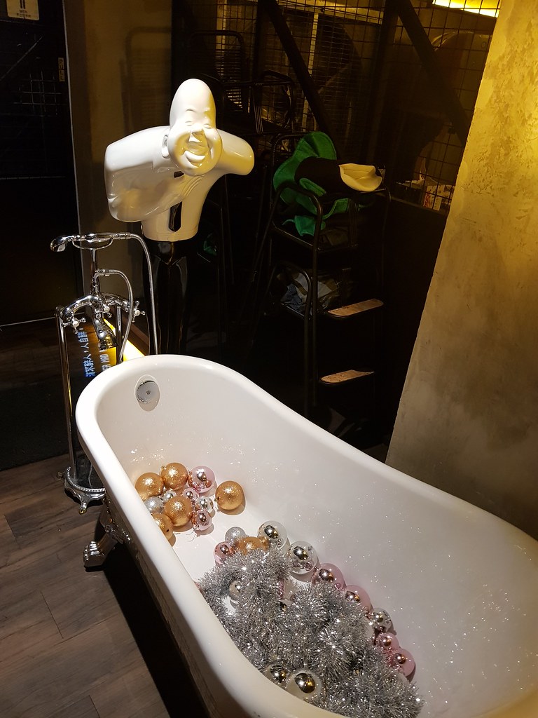  Beer Mad Kitchen & Bar SS15 青蛙 Frog Flickr