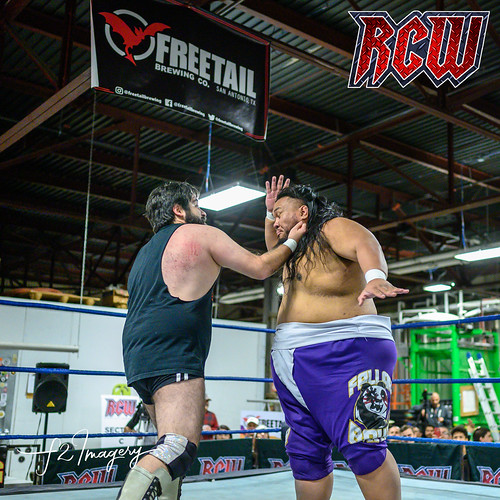 DSC_1233 RCW wrestling in San Antonio, Texas at Freetail B… Flickr