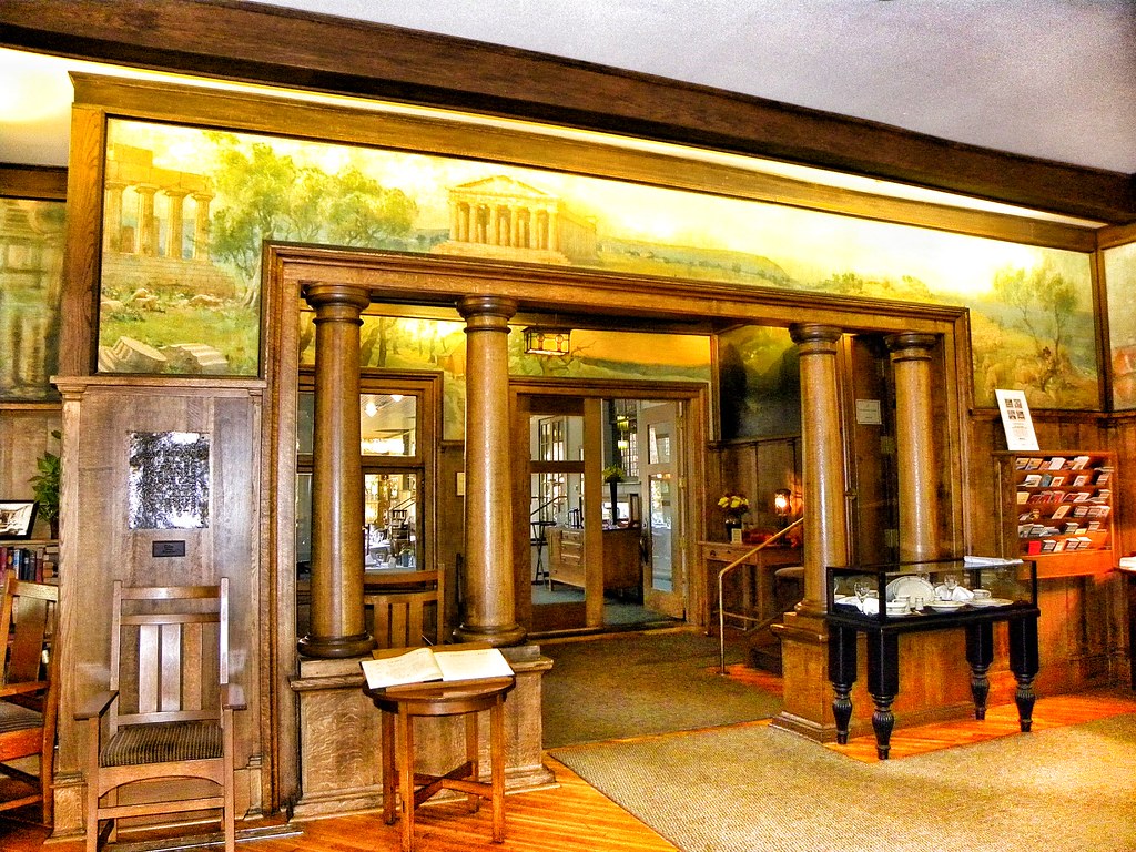 East Aurora Ny Roycroft Inn Historical Arts Crafts Bui… Flickr