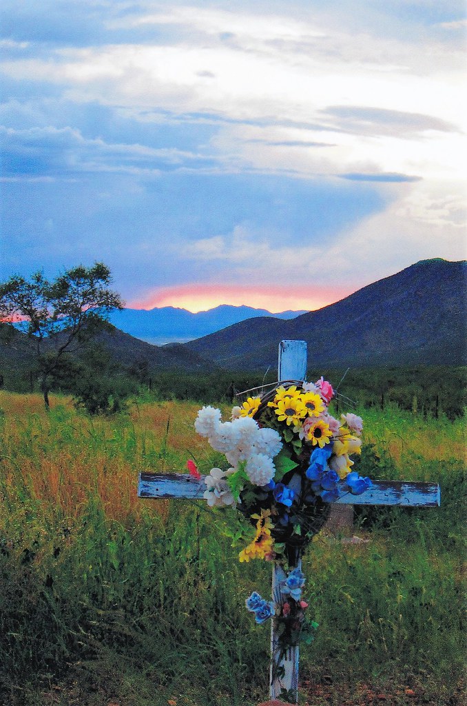 Sunset Over Dos Cabezas Pioneer Cemetery Willcox, Arizon… Flickr