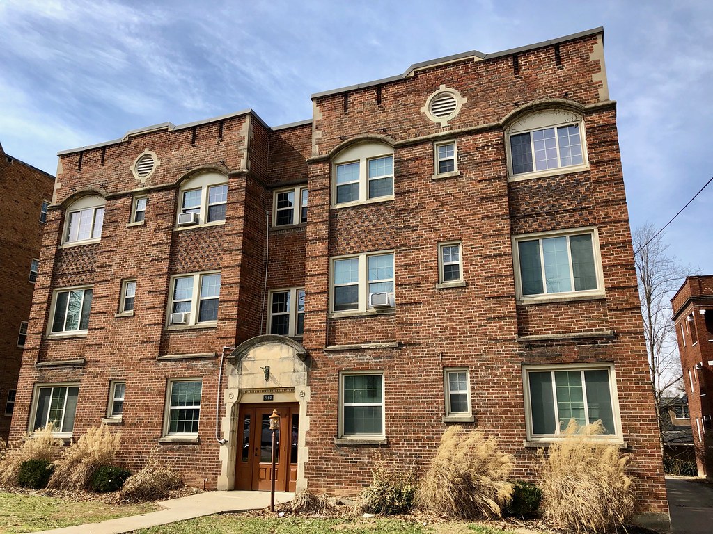 Madison Road, Hyde Park, Cincinnati, OH Warren LeMay Flickr