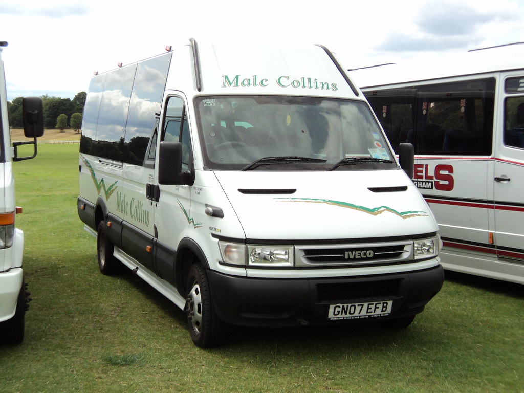 Malc Collins Mini Coaches of Selby GN07EFB Seen here at th… Flickr
