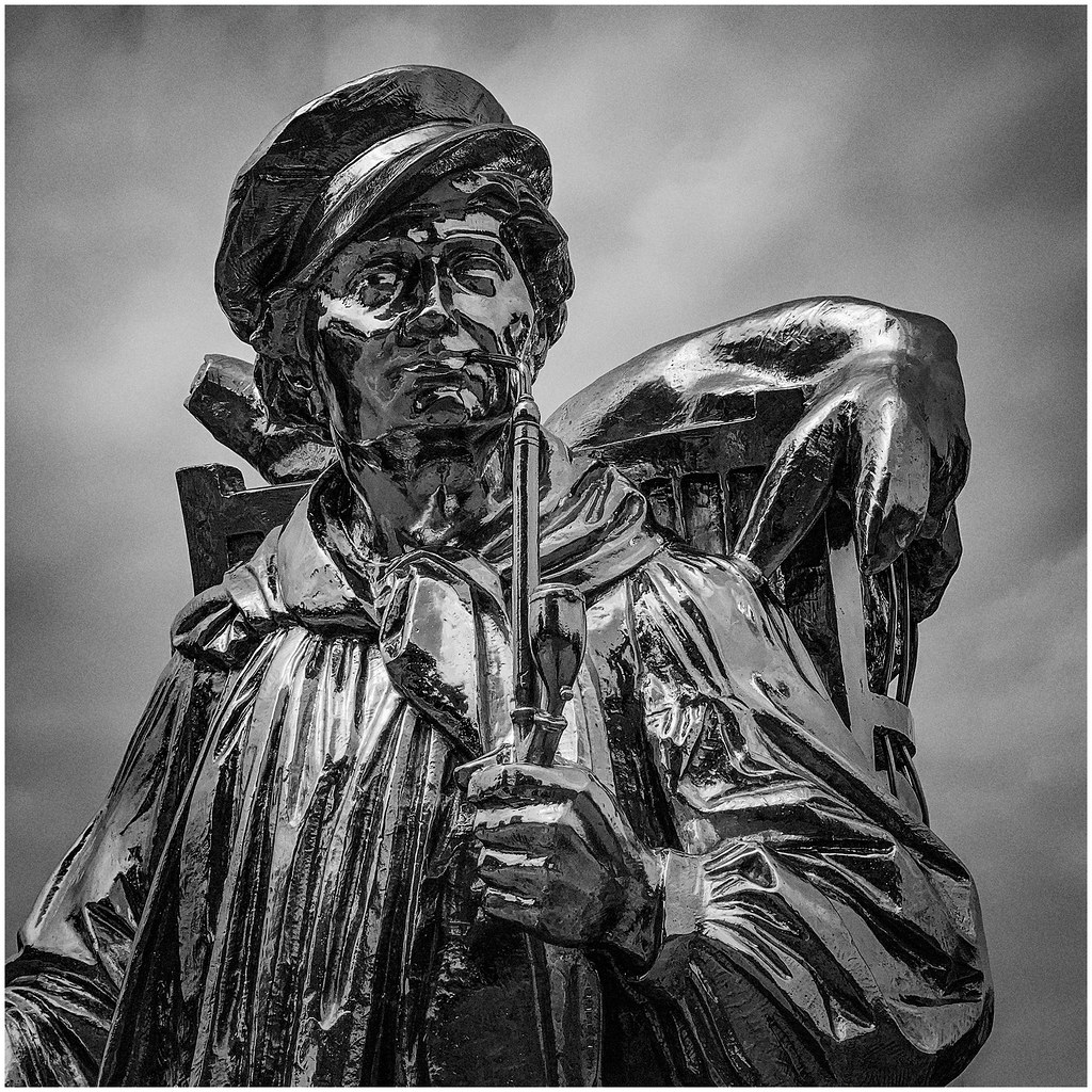 Here comes the mirror man This photo is © Richard Cawood w… Flickr