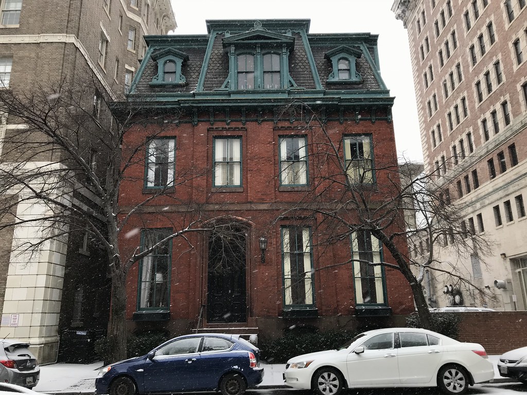 Detached house, 9 E. Chase Street, Baltimore, MD 21202 Flickr