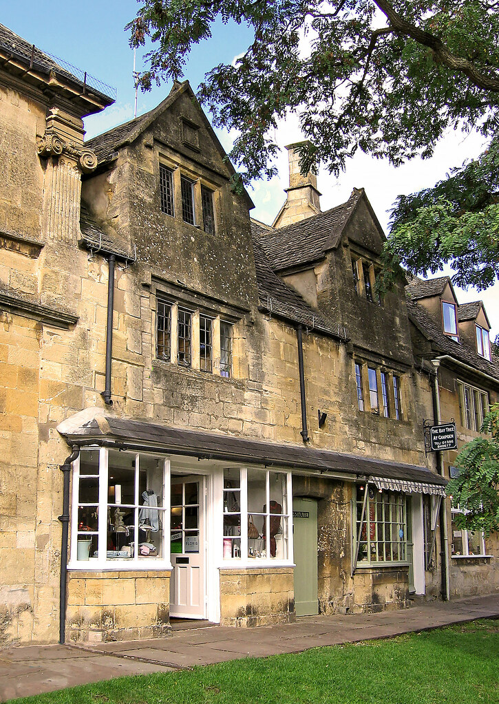 Classic Cotswold architecture in Chipping Campden High St.… Flickr