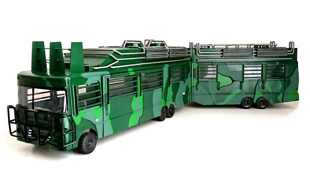 Nick Mata's Handmade Jurassic Park The Lost World RV Fleet… Flickr