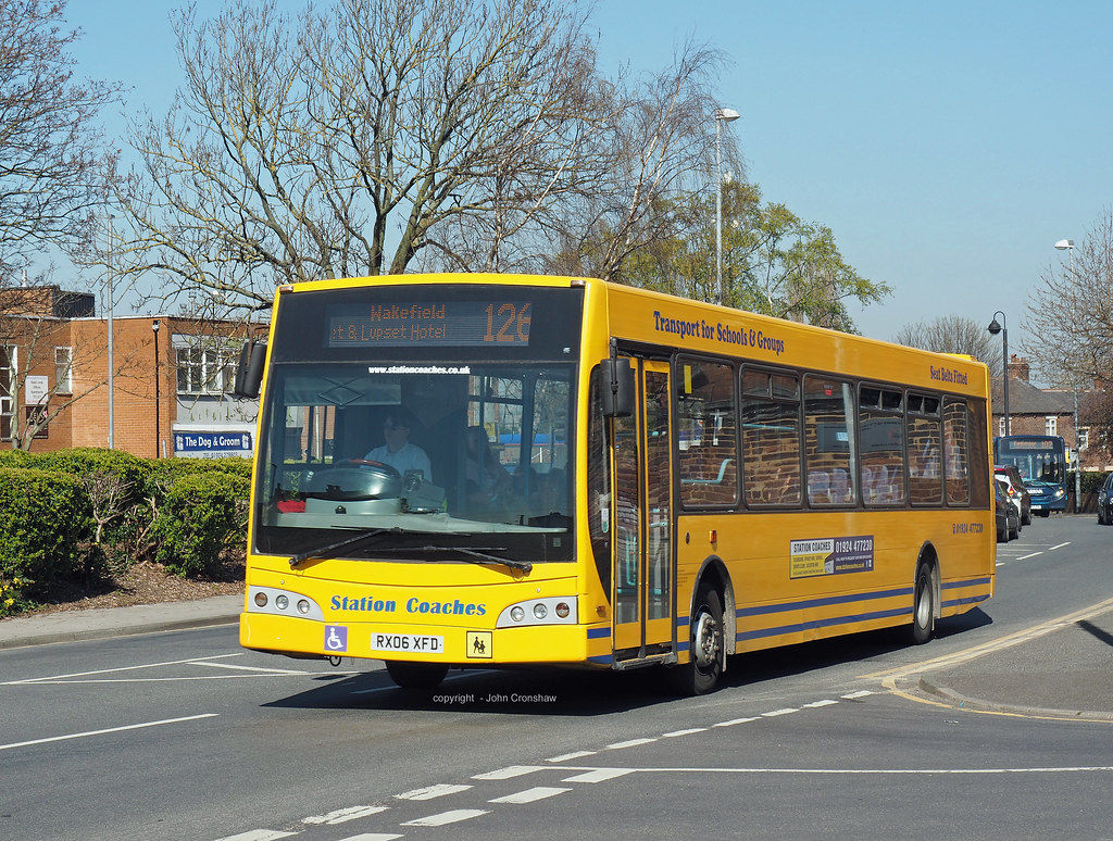 P3297626RX06XFD Station Coaches, Ossett operates this rar… Flickr