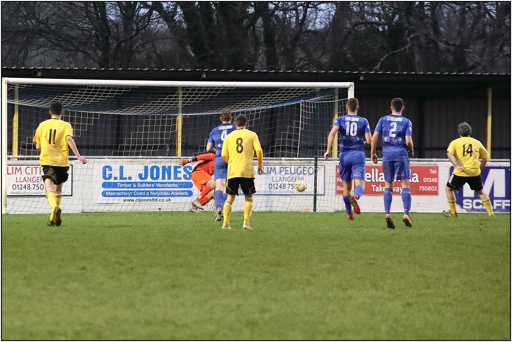 DS5D9968 Llangefni 2 v Llanberis 0 Llangefni Town Flickr