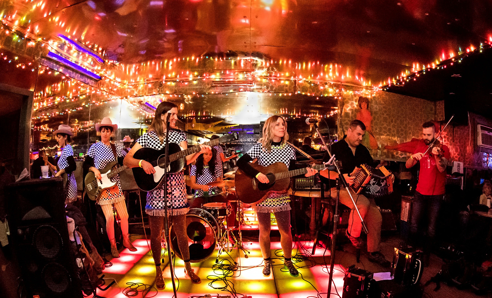 The Daiquiri Queens at the Faquetigue Lundi Gras Dance, Holiday Lounge