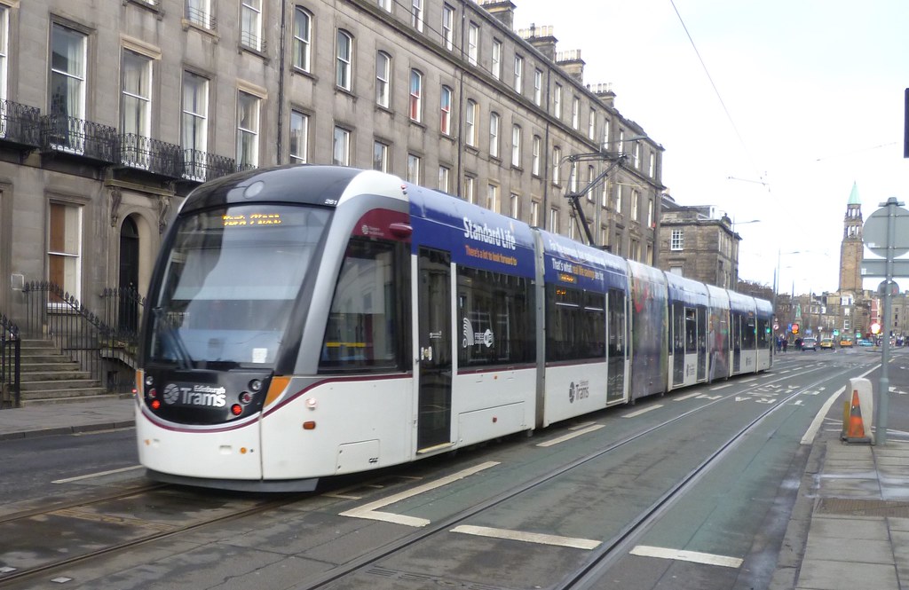Edinburgh 261 citybound on West Maitland Street, Edinburgh… Flickr