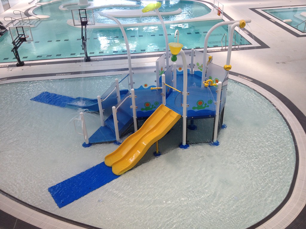 YMCA Brookfield YYC 330.000 Sq.Ft Largest YMCA In World Mr. Happy