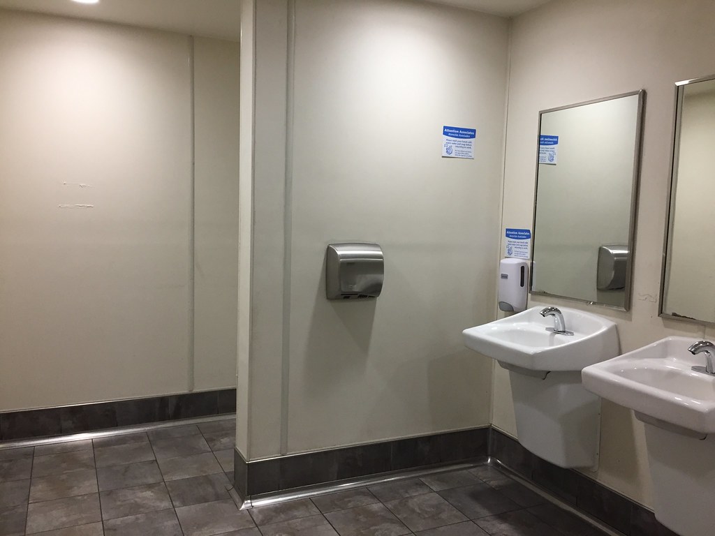 Walmart Neighborhood Market interior Walmart Neighborhood … Flickr