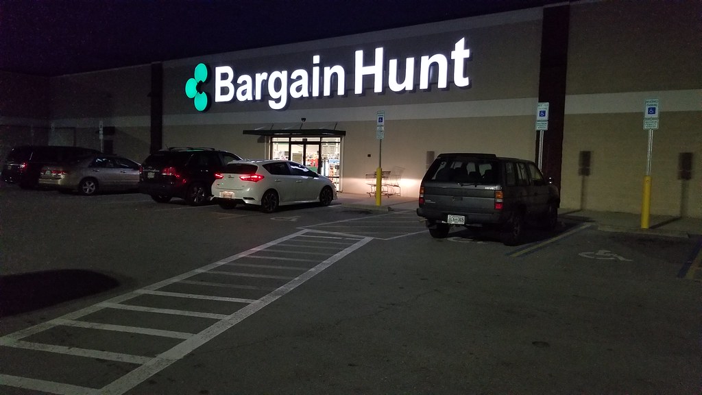 WalMart Maynardville Pike Knoxville, TN 2 Mike Kalasnik Flickr