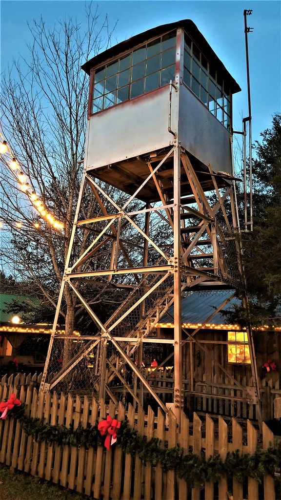 Landrum's Candlelight Christmas Landrum's Homestead & Vill… Flickr