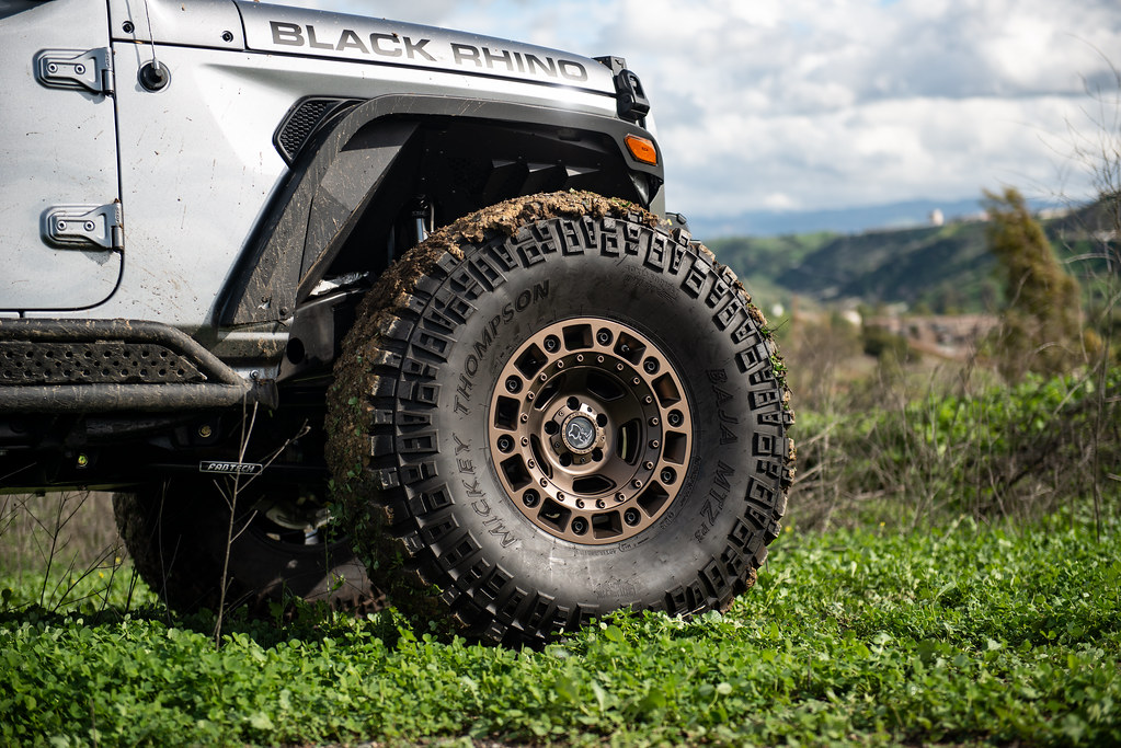 Jeep Wrangler JLU Rubicon on Black Rhino Cinco bronze 17 inch wheels