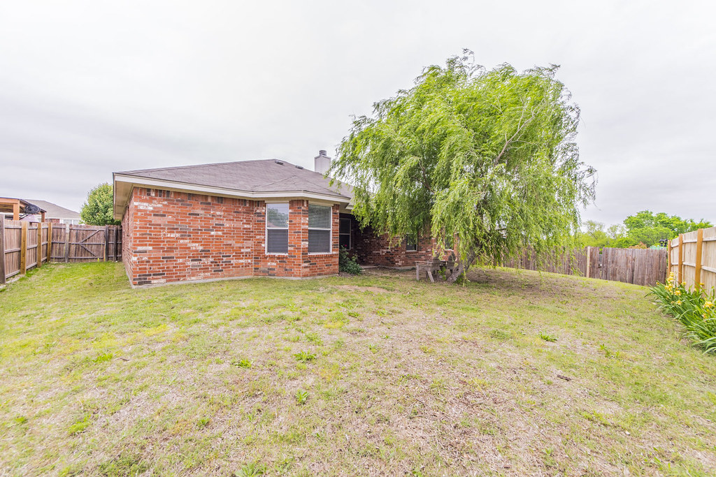 1205 N. Rhea Drive White Settlement, TX 76108 Brent Eckley Flickr