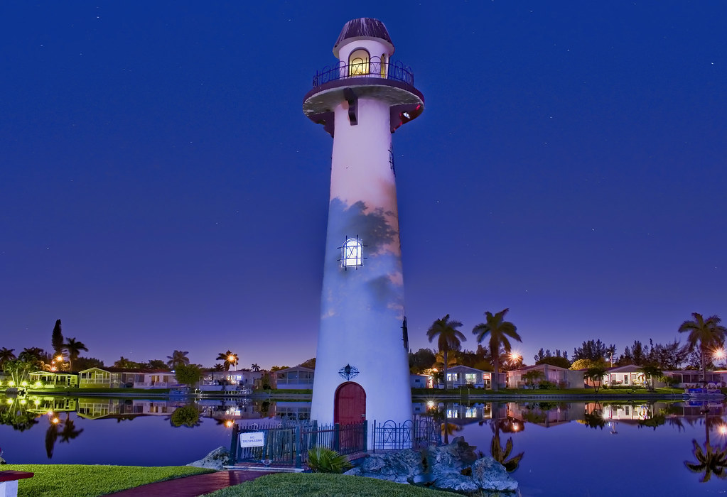 Estates of Fort Lauderdale Lighthouse, 2850 SW 54th St, Fo… Flickr
