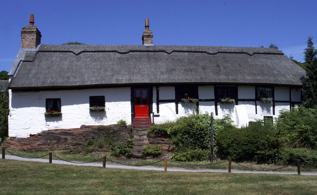 burton 037 Thatched cottage, Burton, Wirral, U.K. Bill Griffiths