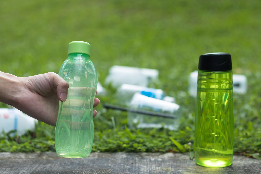 Plastics Disposable vs Reusable Plastics. They can be see… Flickr