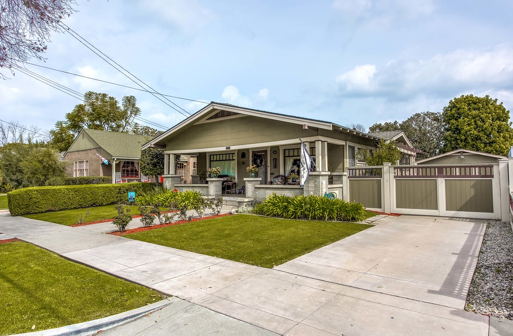 167 N Cambridge, Orange Flickr