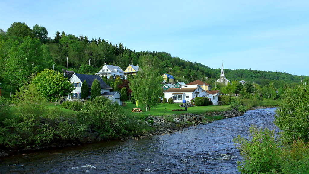 Le petit village de l'Anse StJean dans le Fjord ! Flickr