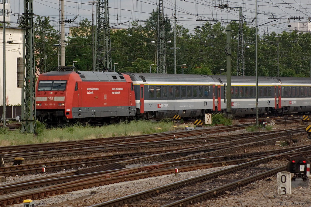 101 1030 [b] mit SSBWagen Einfahrt zum Hbf Mannheim Flickr