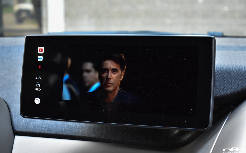 i3 Apple CarPlay Netflix, Youtube, Chrome european auto source Flickr
