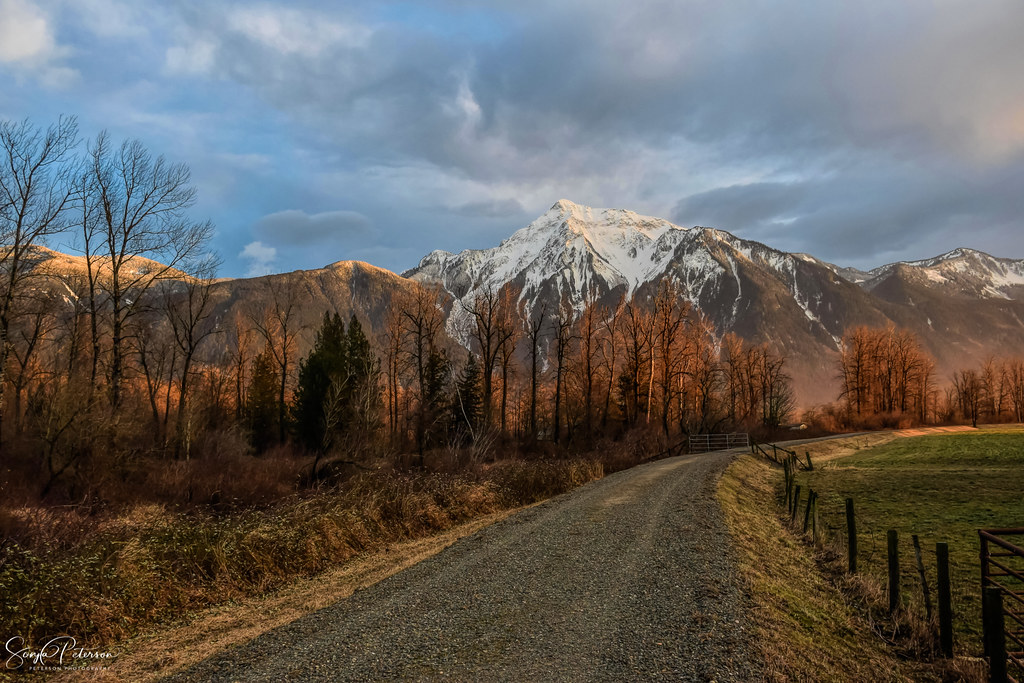 Dyke Road/ Mt. Cheam Agassiz, BC Agassiz, BC Canada One … Flickr