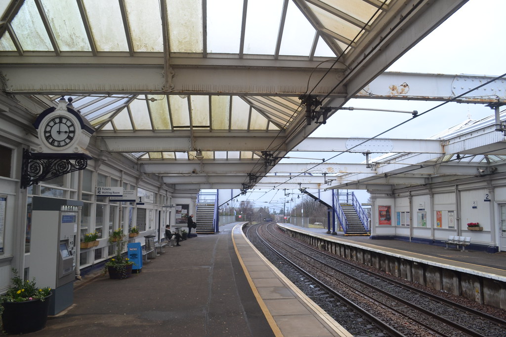 Troon Train Station Q5rahzesanr7cm Fire crews tackled the inferno