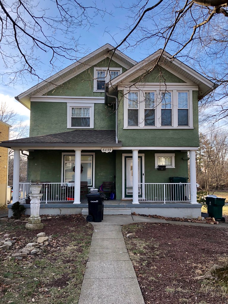 Oakwood Avenue, College Hill, Cincinnati, OH Warren LeMay Flickr