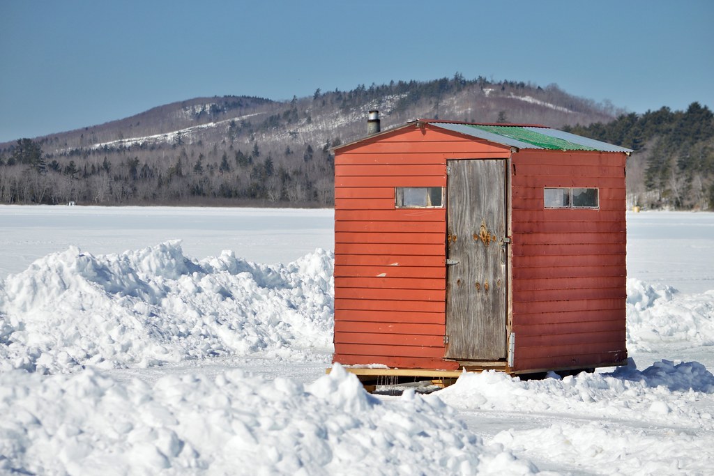 Lake Ice fishing shanty on Lake Skowhegan, … Flickr