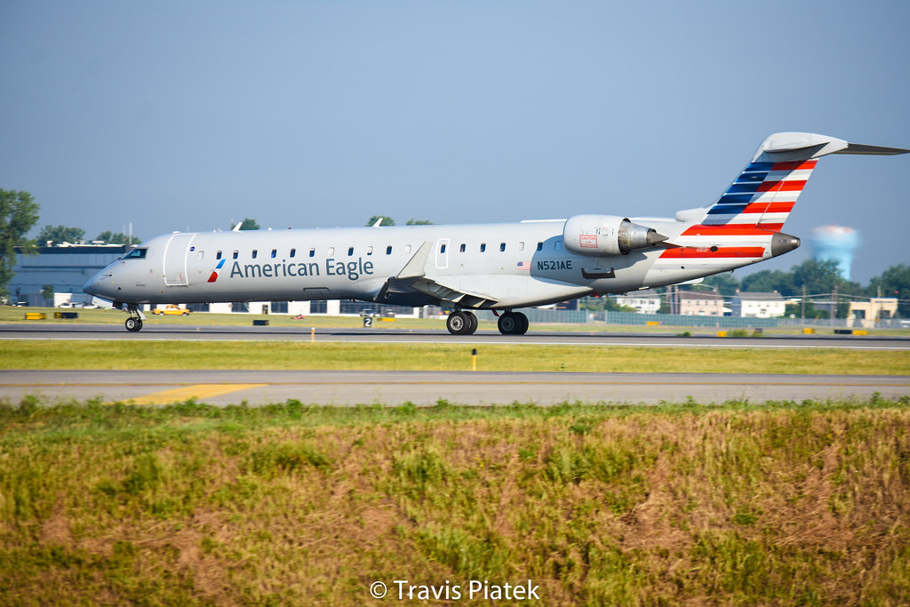 Envoy Air Bombardier CRJ701ER N521AE Buffalo Niagara Flickr