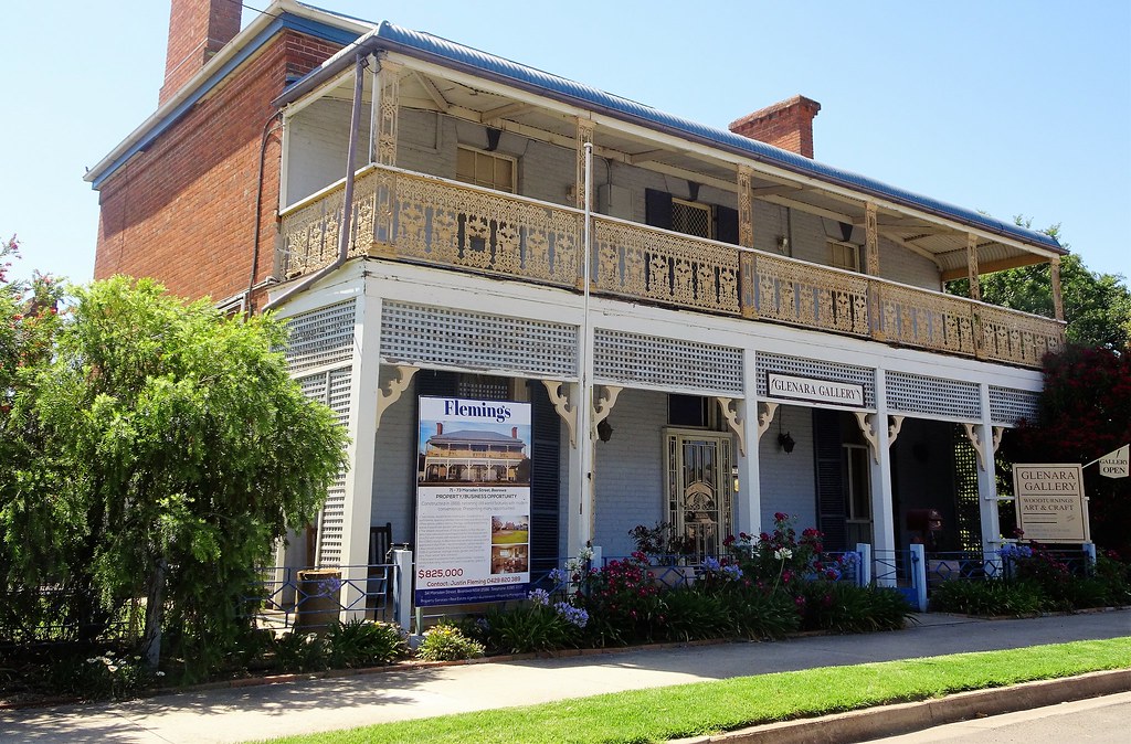 Boorowa. Glenara House. A two storey Victorian house with … Flickr