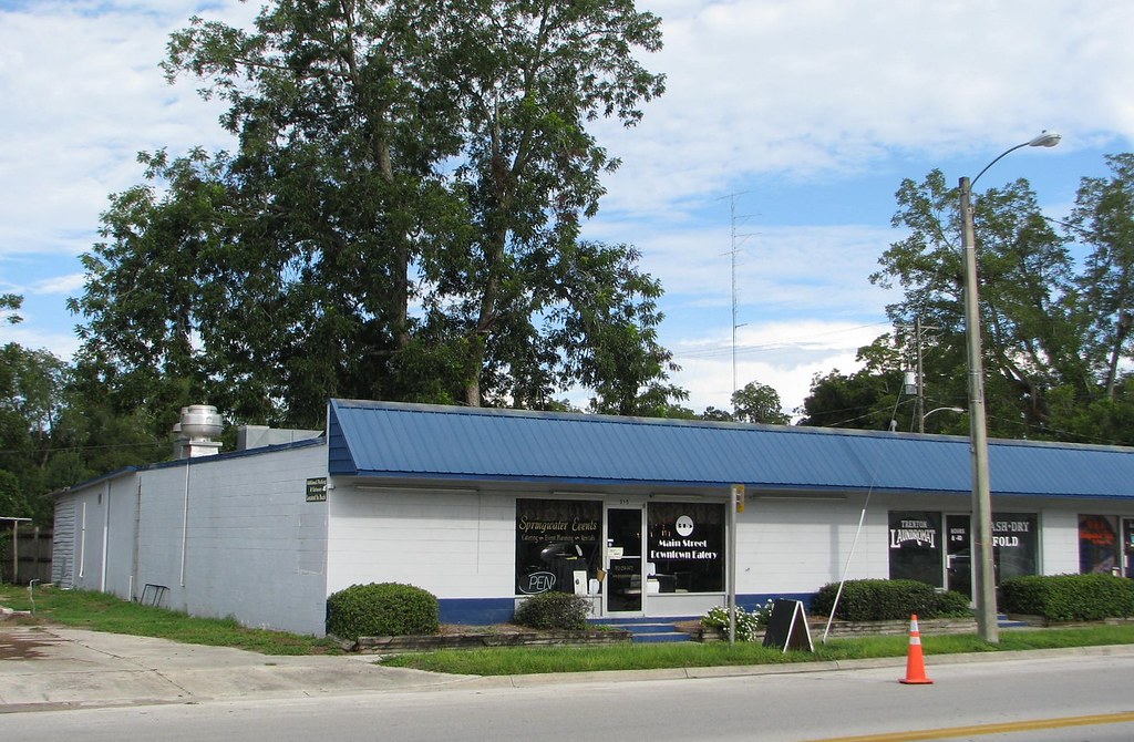 Main Street Downtown Eatery and Laundromat 2641 Downtown T… Flickr