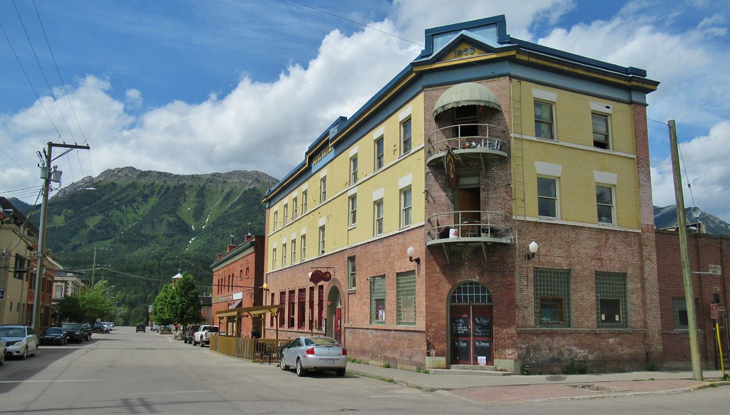 Fernie, British Columbia Hotel Royal (1909) Fernie is a he… Flickr