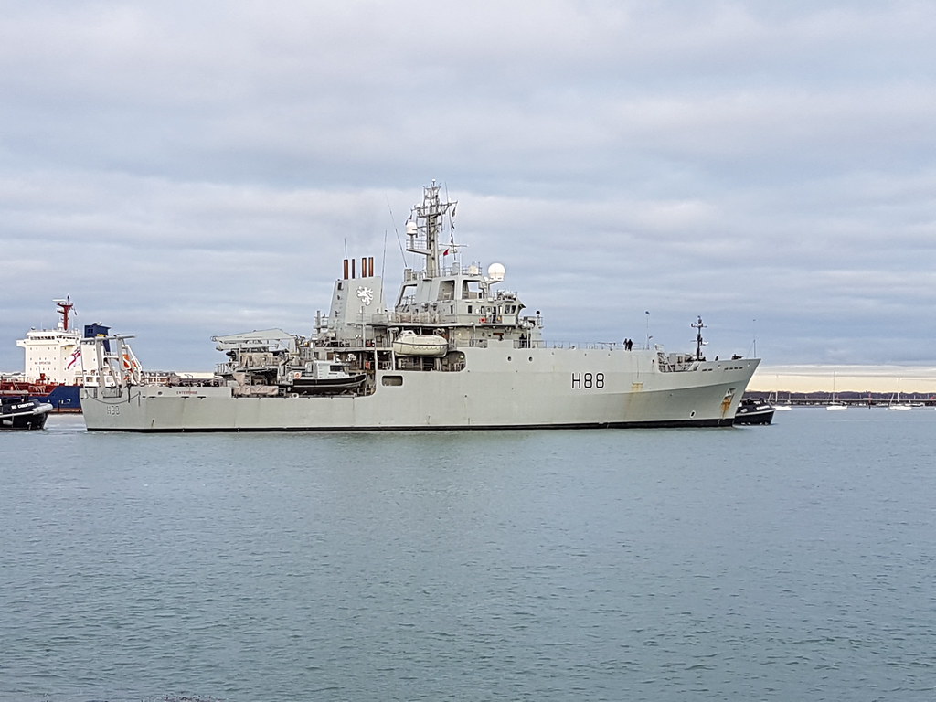 HMS Enterprise HMS Enterprise (H88) entering Portsmouth Do… Flickr