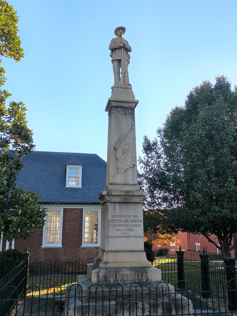 Confederate Monument, Lawrenceville, VA **Brunswick County… Flickr