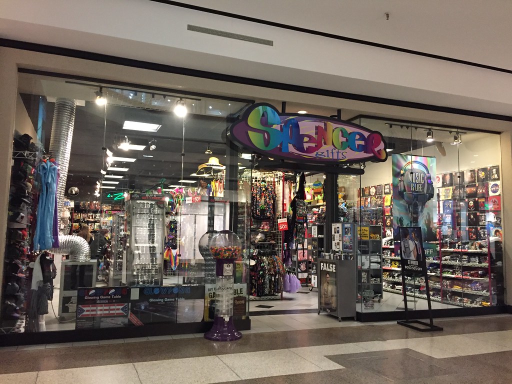 Spencer Gifts Spencer Gifts 1420 N Parham Road, Suite R117… Flickr