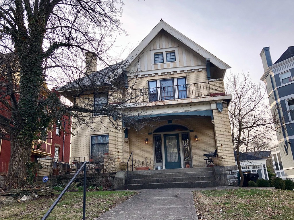 Fairfield Avenue, Evanston, Cincinnati, OH Warren LeMay Flickr