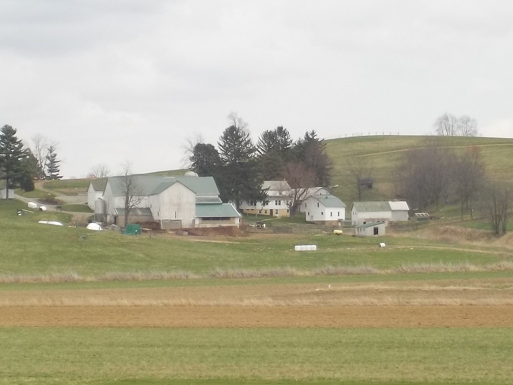 View from behind TRIVALLEY SCHOOL Sugarcreek, Ohio Flickr