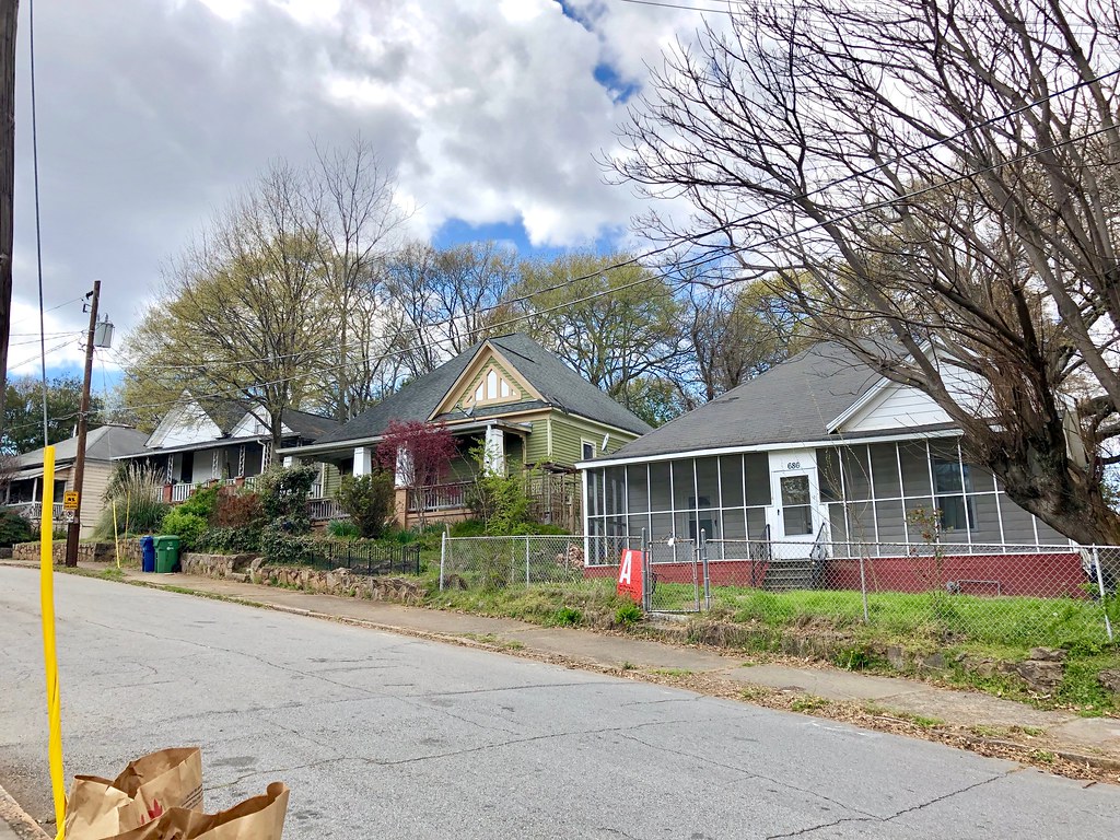 Kirkwood Avenue, Cabbagetown, Atlanta, GA Warren LeMay Flickr