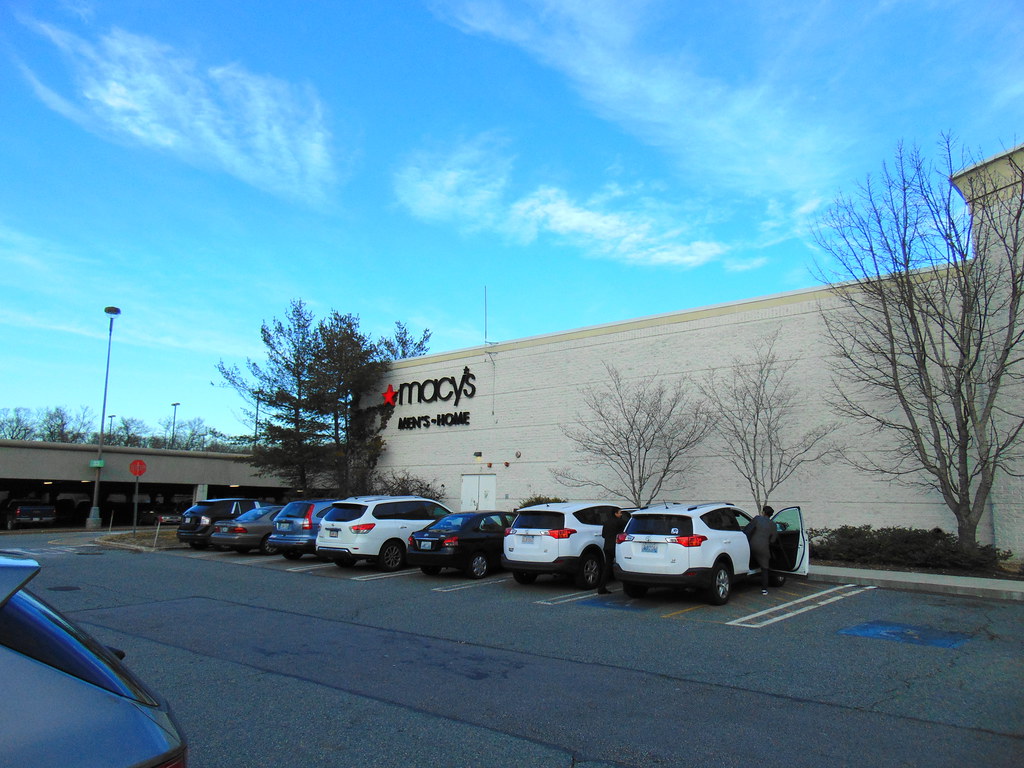 Macy's (Emerald Square Mall, North Attleboro, Massachusett… Flickr
