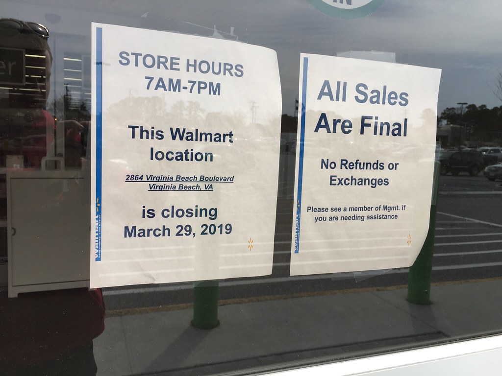 Walmart Neighborhood Market closure notices Walmart Neighb… Flickr