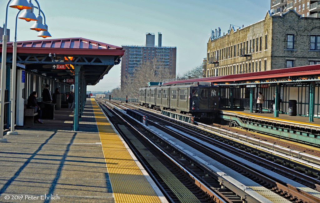 NEW YORK SUBWAYS5292 at Allerton Avenue IB Trailing view… Flickr
