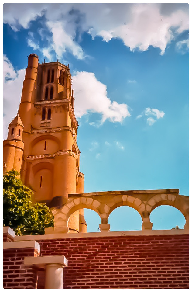 Cathédrale Ste Cécile Plus grande cathédrale de briques au… Flickr