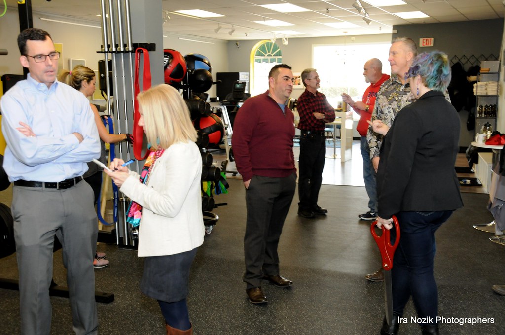 DSC_4738 Ignite Fitness Ribbon Cutting 22219 West Hartford