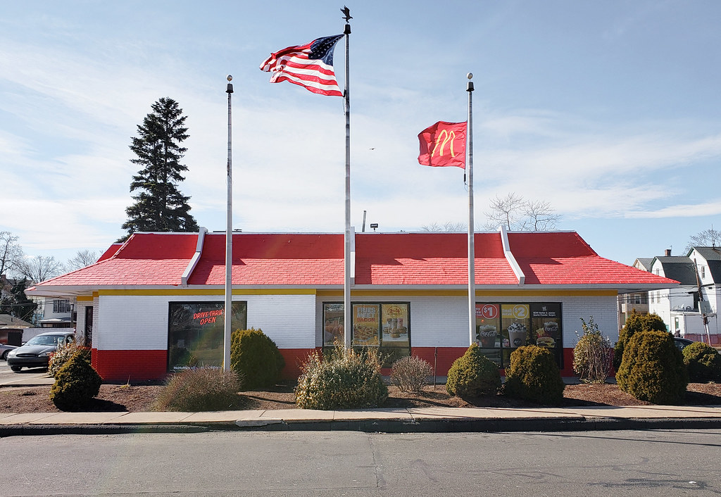 McDonald's at Albany Ave; Hartford, CT McDonald's along US… Flickr