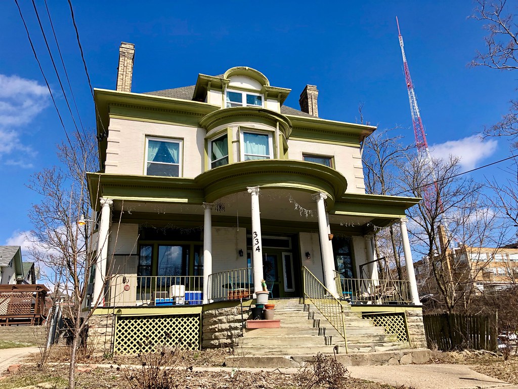 McGregor Avenue, Mount Auburn, Cincinnati, OH Warren LeMay Flickr