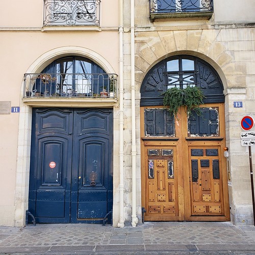 11 & 13 Quai d'Anjou On Île SaintLouis. Joe Shlabotnik Flickr